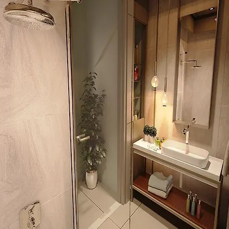 Hotel La Vita's Side