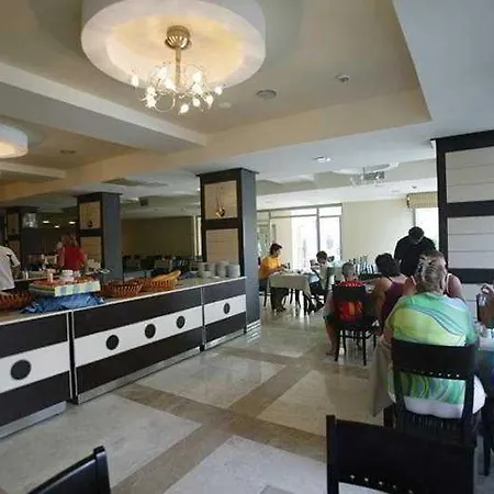La Vita's Hotel 3*
