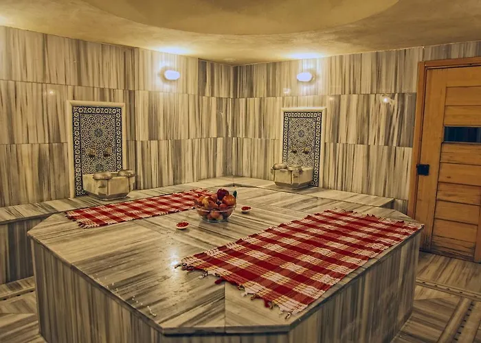 ホテル La Vita's 3*