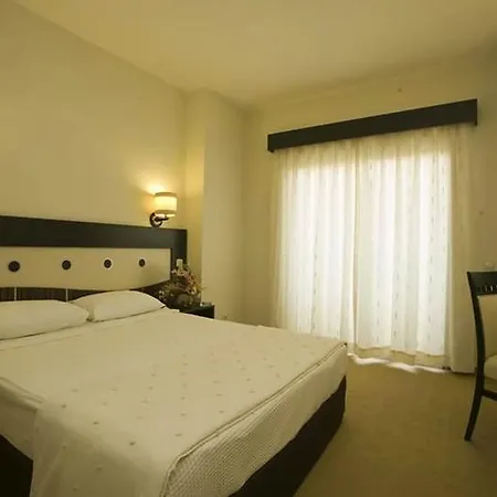 La Vita's Hotel 3*