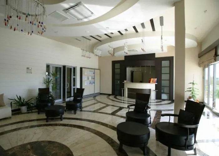 Hotel La Vita's Side